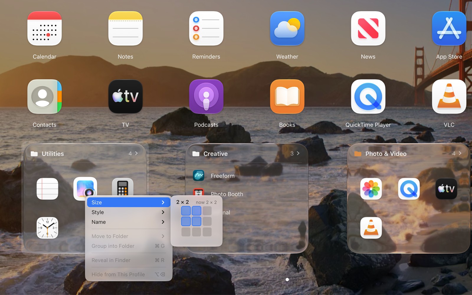 Right-click menu of a 2 × 2 folder in the launcher: Size, Style and Name, with a size grid up to 3 × 3